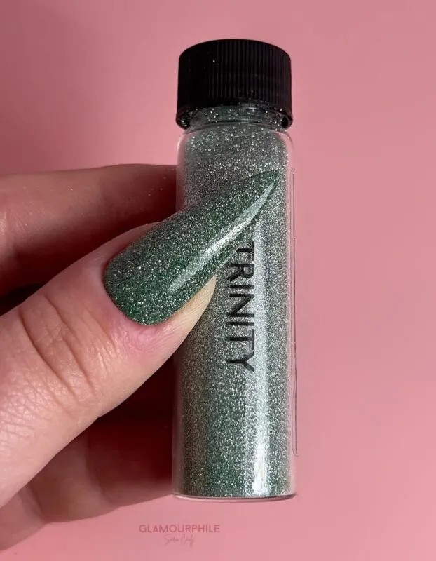 Indigo Nails Trinity light reflecting glitter til negle