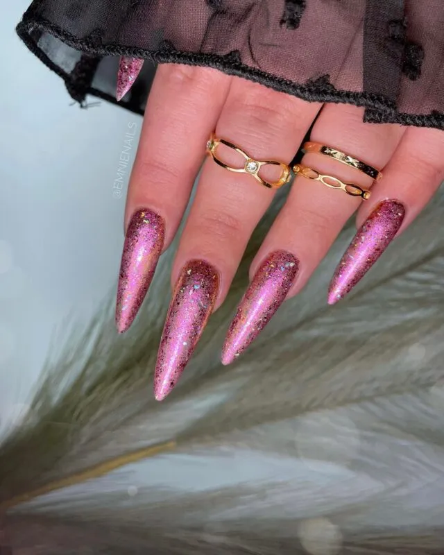 Indigo Nails Beautystones Rudy flakes til negle rød