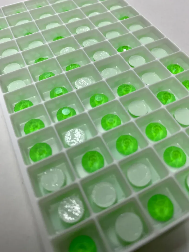 Beautystones Crystal Electric Green neglekrystaller