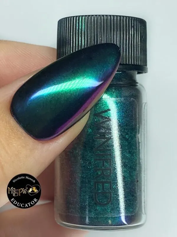 Indigo Nails Winifred chrome pulver spejleffekt