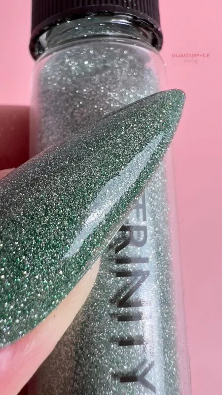 Indigo Nails Trinity light reflecting glitter til negle