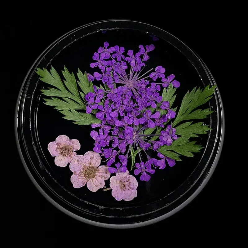 Beautystones Purple tørrede blomster til negle lilla