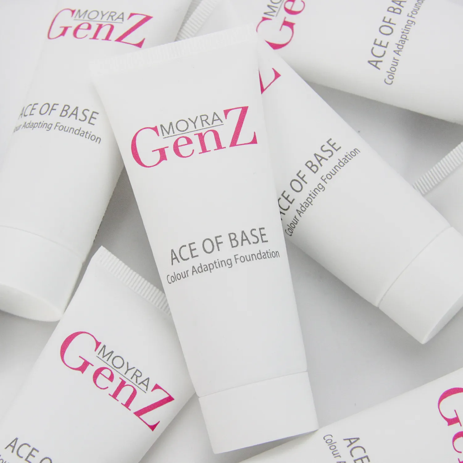 Moyra GenZ Ace of Base foundation 25 ml tilpasser sig