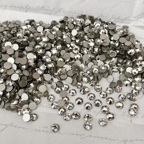 Beautystones Crystal Silver Shade neglekrystaller sølv