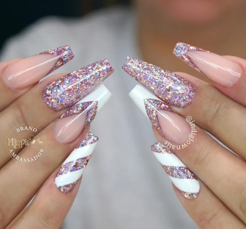 Indigo Nails Lottie negleglitter dækkende effekt