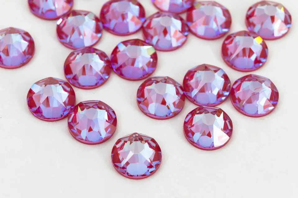 Beautystones Crystal Royal Red DeLite neglekrystaller