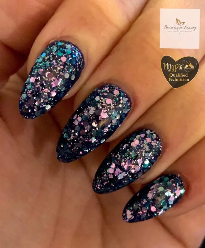 Indigo Nails Beautystones Kylie negleglitter fin glans