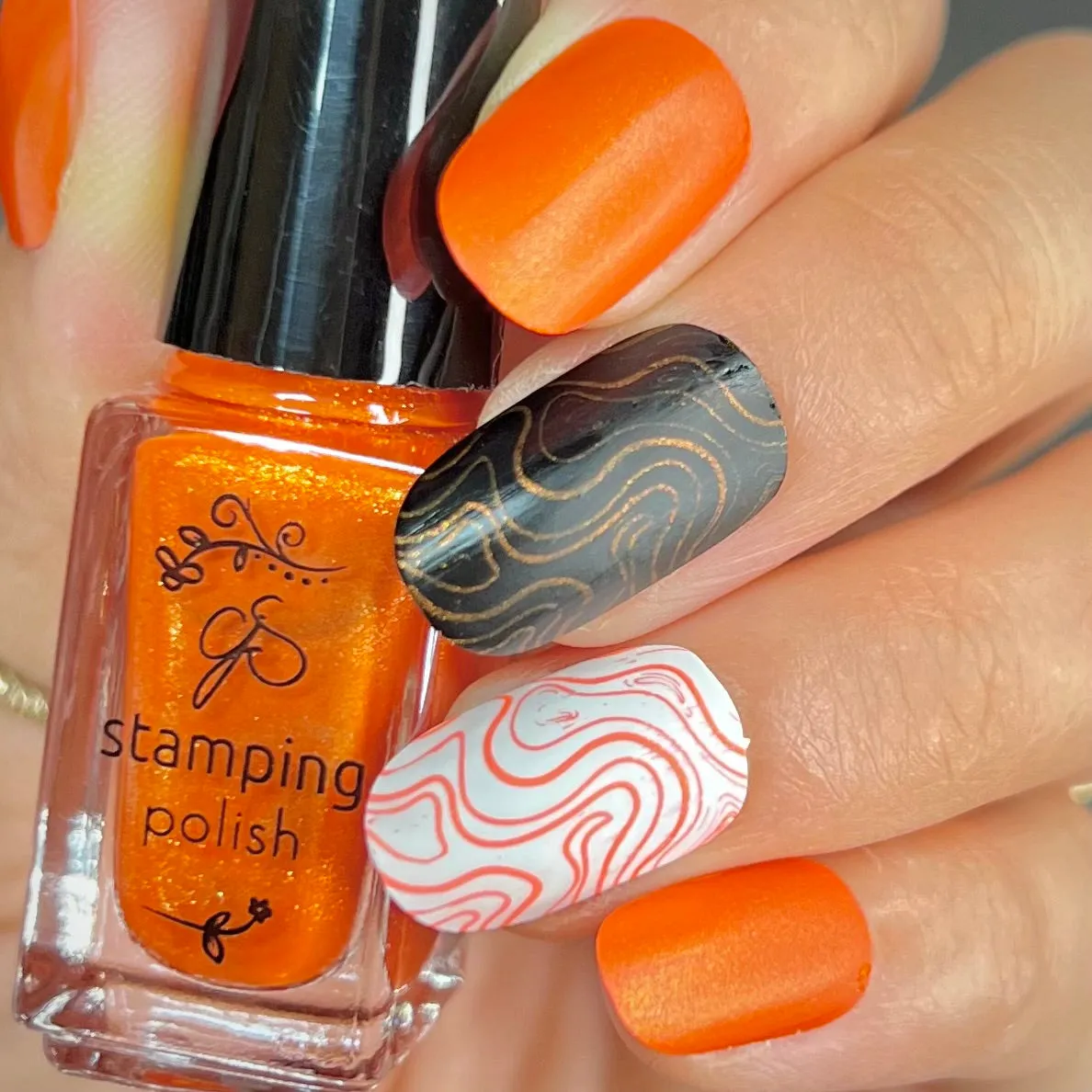 Clear Jelly Stamper 150 Goldfish stamping lak 5 ml orange guld