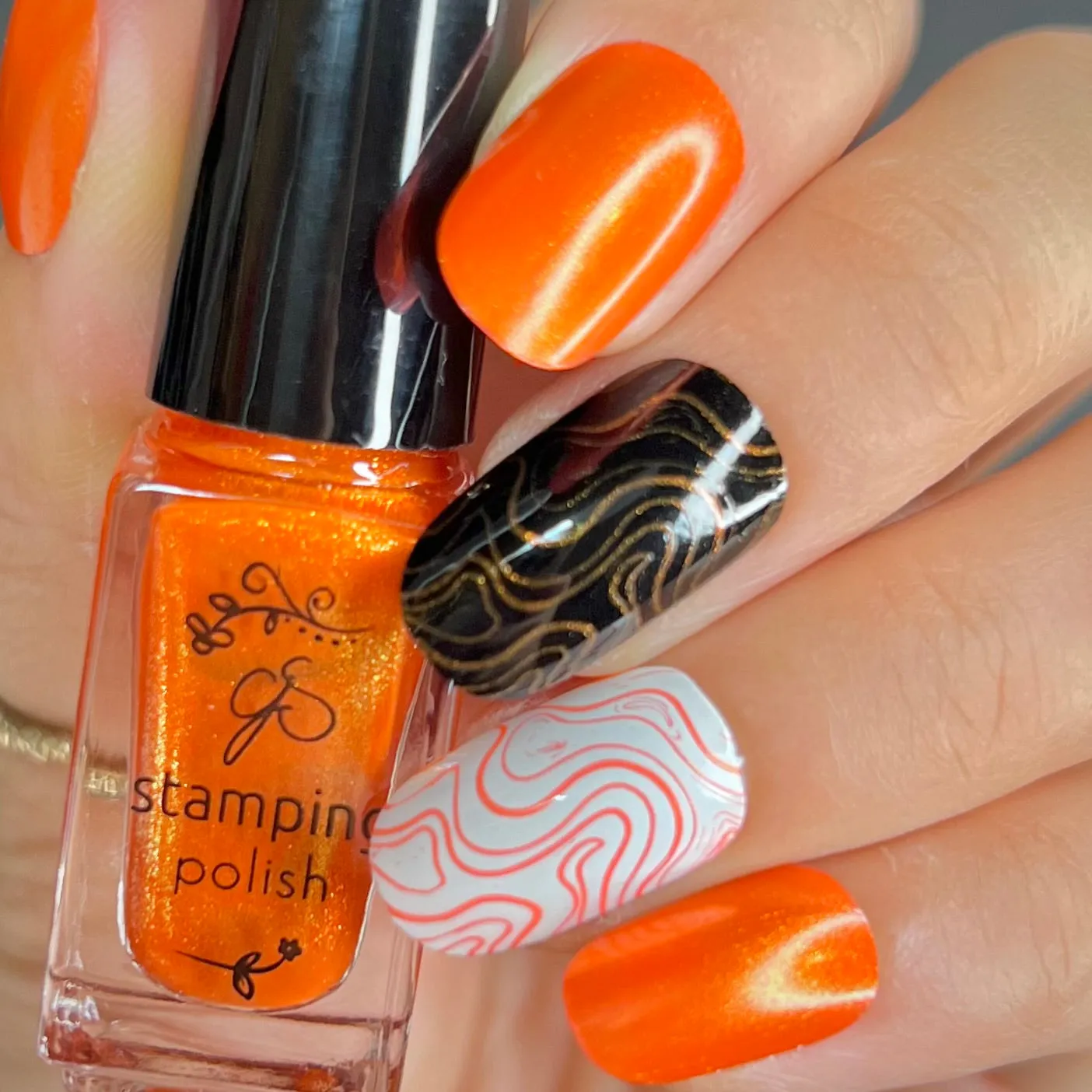 Clear Jelly Stamper 150 Goldfish stamping lak 5 ml orange guld
