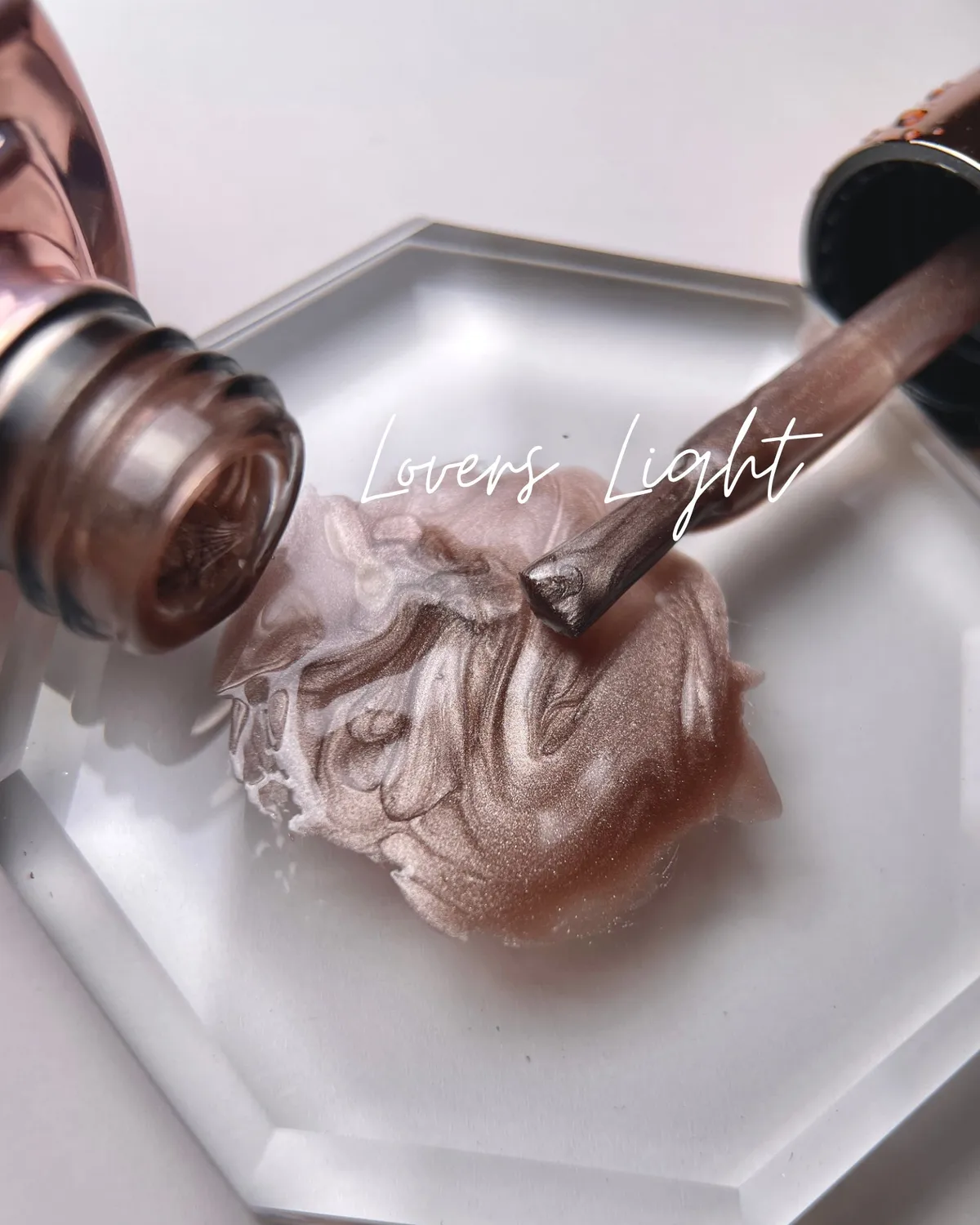 KoKo & Claire 0576 Lover's Light cat eye gel polish rose gold