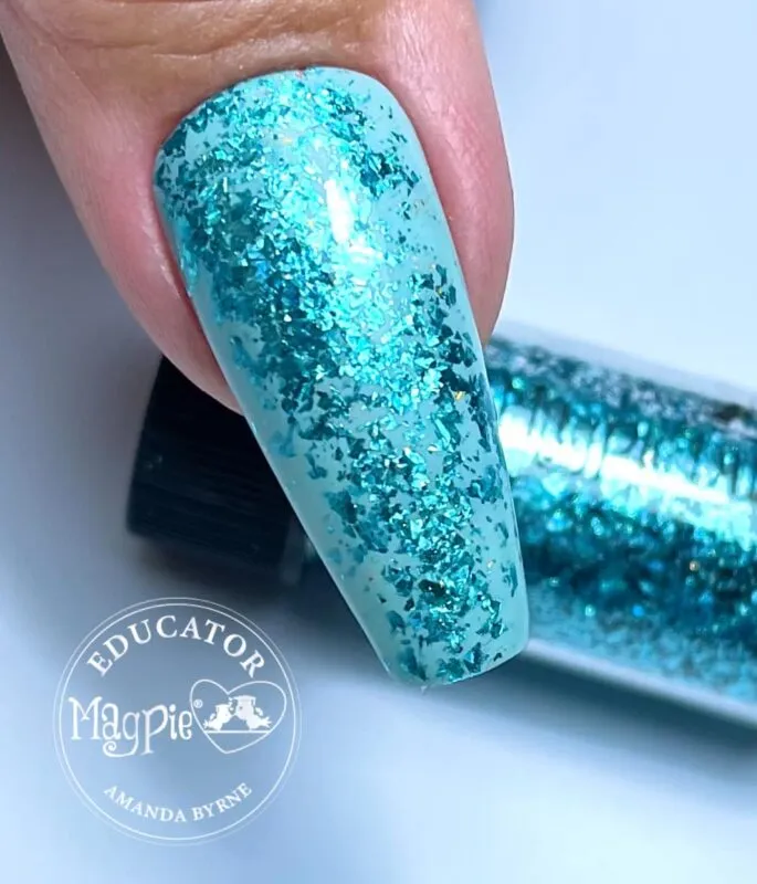 Indigo Nails Giselle Flakes negleflager effekt